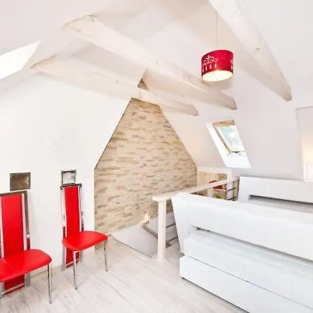 Dwupoziomowy Stylowy Przy Centrum Gdyni, Niedaleko Morza *